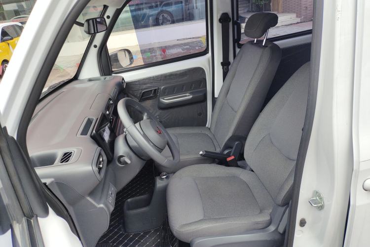 Used Wuling Zhiguang New Energy 2025 Comfort Model