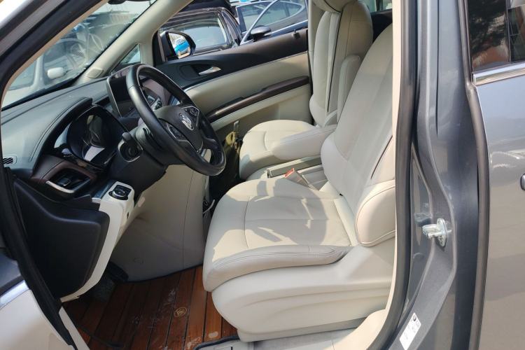 Used Buick GL8 2021 Land Cruiser Executive Class 652T Luxury Model