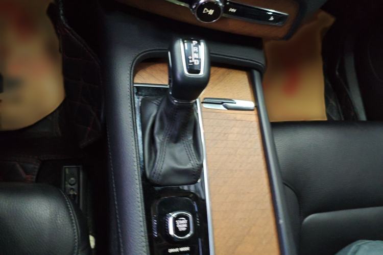 Used Volvo XC90 2019 T6 Zhiyi Edition 7-Seater China VI Standard