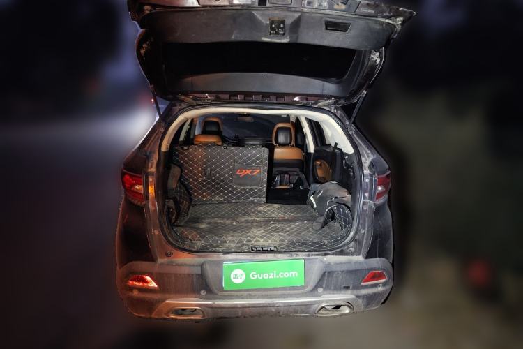 Used Soueast DX7 2015 1.5T Manual Elite Model Trunk