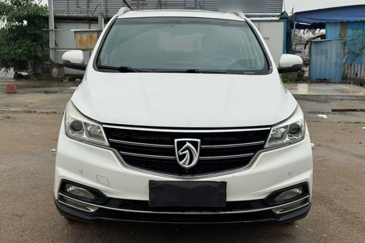 Used Baojun 730 2019 1.5T CVT Flagship Model 7 Seats China VI Emission Standard
