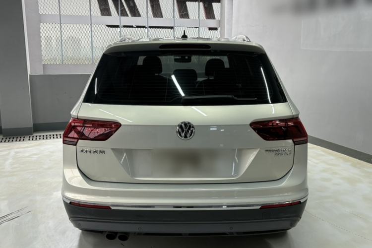 Used Volkswagen Tiguan L 2018 330TSI Automatic Two-Wheel Drive Flagship Edition Exterior 8