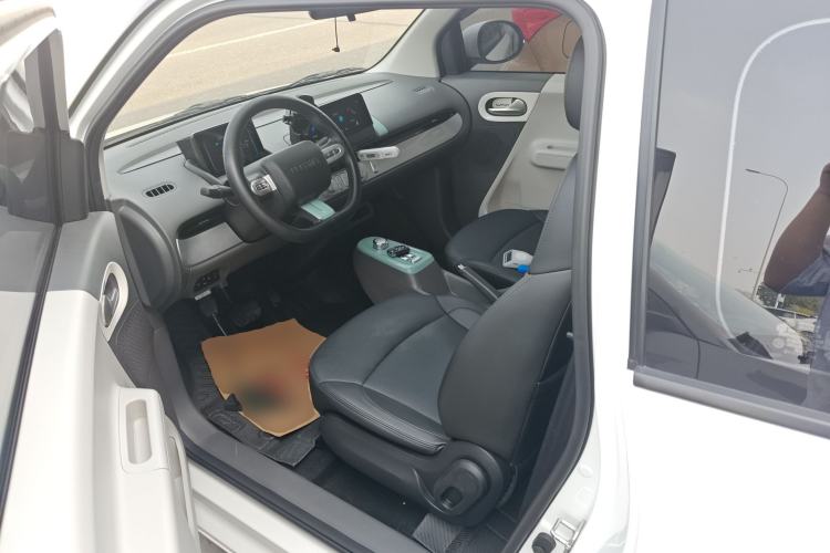 Used CHANGAN NEVO Lumin 2023 301km Honey Dew Edition
