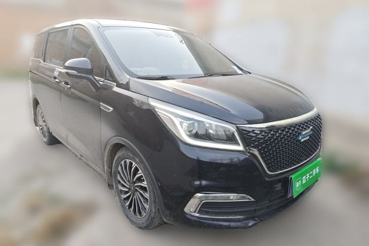Used CHANGAN OSHAN Cosmos 2019 1.5T Manual Elite Version China V Standard Front Right 45 Deg