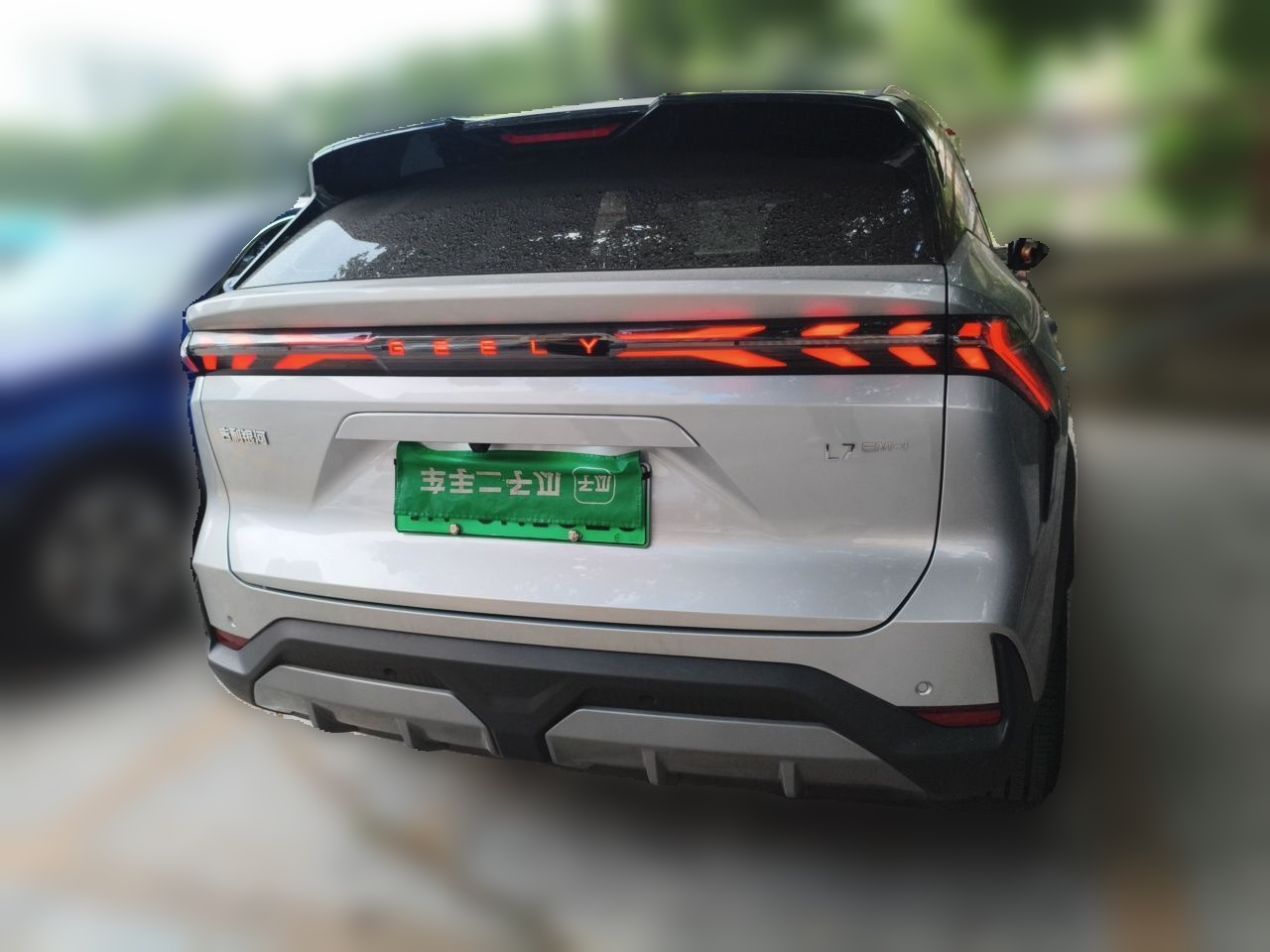 Geely Galaxy L7 2025 EM-i 115km Exploration+ Edition — снимка 5