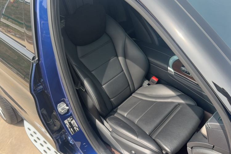 Used Mercedes-Benz GLC 2020 GLC 300 L 4MATIC Luxury Model Right Front Seat