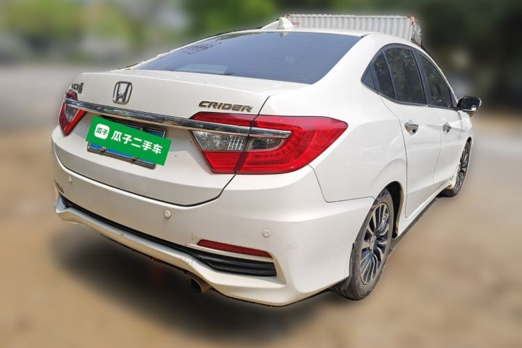Used Honda Crider 2015 1.8L automatic luxury edition
