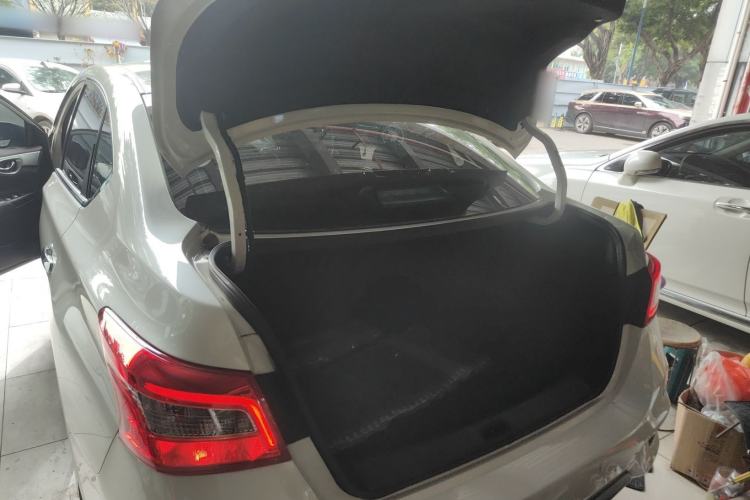 Used Nissan Sylphy 2022 Classic 1.6XE CVT Comfort Edition Trunk