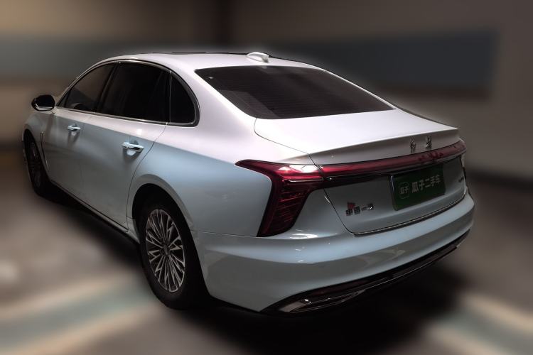 Used Hongqi H5 2023 2.0T Automatic Smart Connect Flagship Edition
