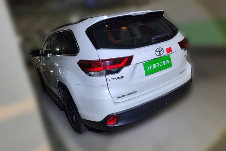 Used Toyota Highlander 2018 2.0T Four-Wheel Drive Knight Edition 7 Seats China VI Standard
