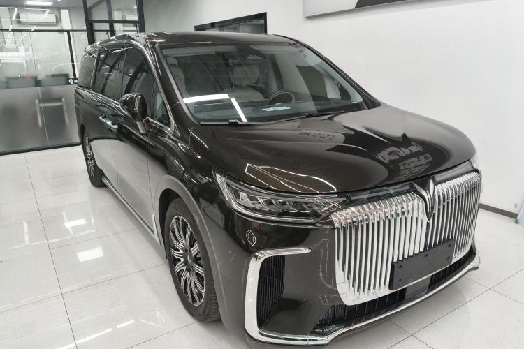 Used VOYAH Dream 2025 EV Four-Wheel Drive Flagship Kunpeng Edition
