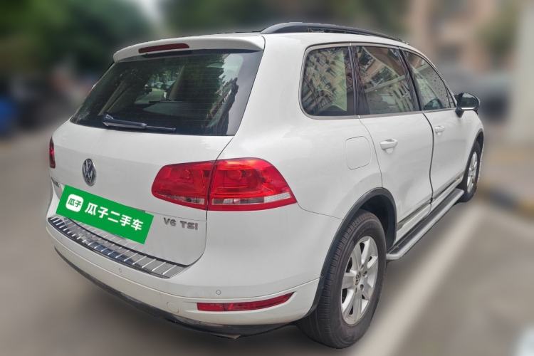 Used Volkswagen Touareg 2014 3.0 TSI New Edition Rear Right 45 Deg