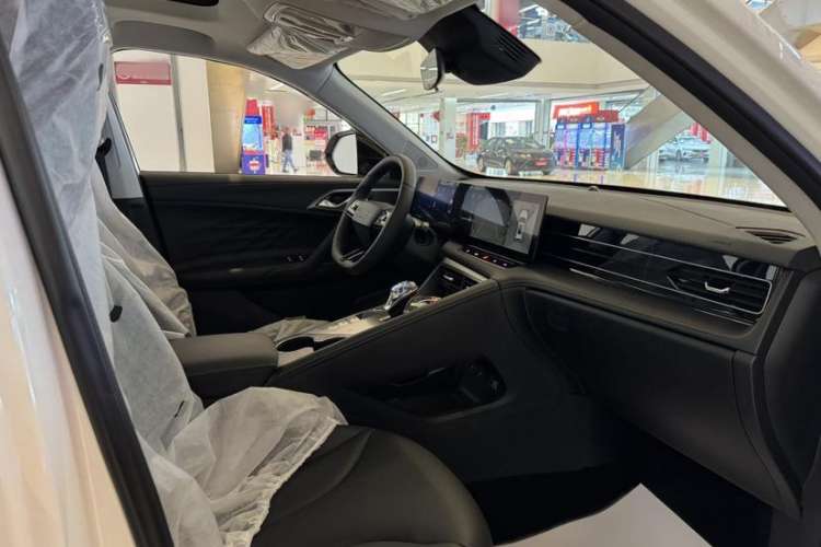 Used Roewe RX5 New Energy 2023 eRX5 Super Hybrid Premium Edition
