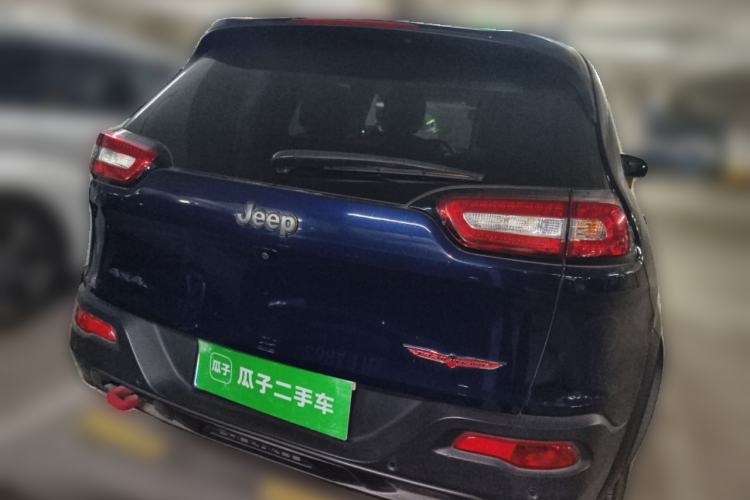 Used Jeep Cherokee 2014 2.4L High-Performance Version