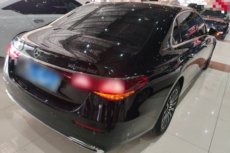 Used Mercedes-Benz E-Class 2024 E 260 L
