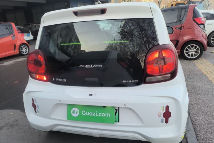 Used Roewe Clever 2021 302 km New Four-Seater Super-Efficient Version
