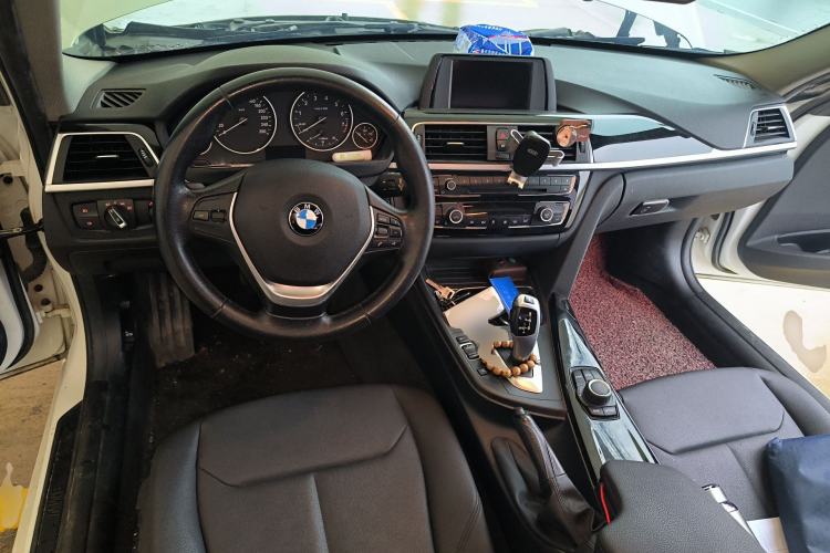 Used BMW 3 Series 2016 316i Fashion Model Center Console