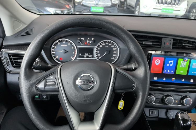 Used Nissan Lannia 2021 1.6L CVT Cool Edition
