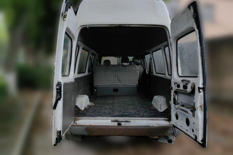 Used Ford Classic Transit 2013 2.8T Revised Diesel Standard Version with Long Wheelbase and High Roof – JX493ZLQ4 Trunk