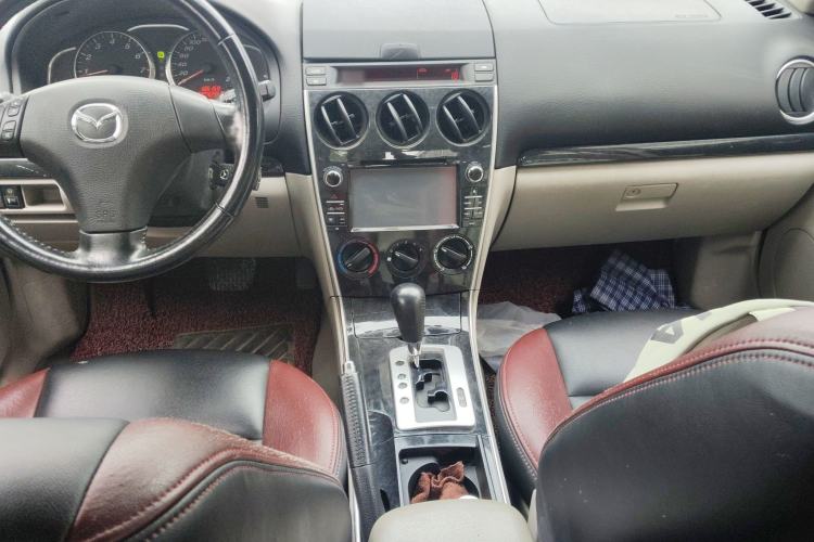 Used Mazda 6 2011 2.0L Automatic Fashion Edition Center Console