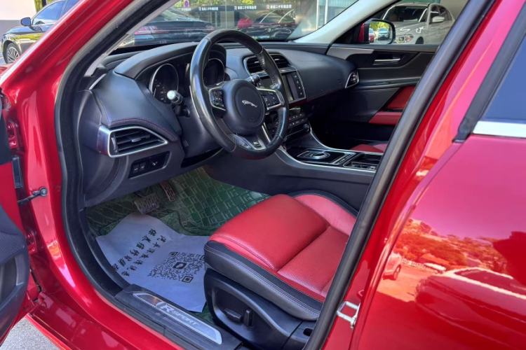 Used Jaguar XE 2018 2.0T 200 PS Two-Wheel-Drive R-Sport Sport Edition
