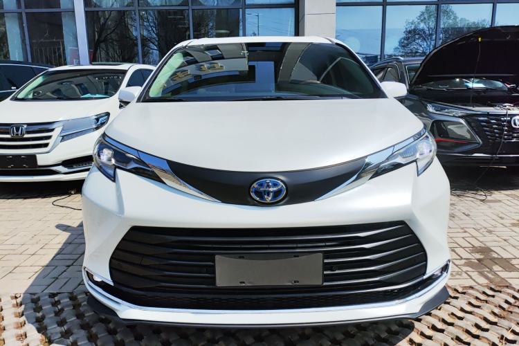 Used Toyota SIENNA 2021 2.5L Hybrid Comfort Edition
