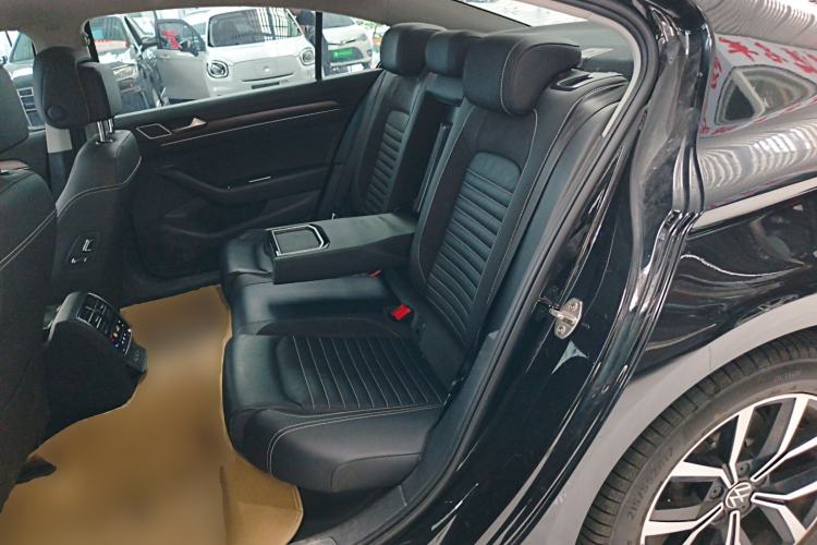 Used Volkswagen Magotan 2020 330TSI DSG Leading Model Left Rear Seat