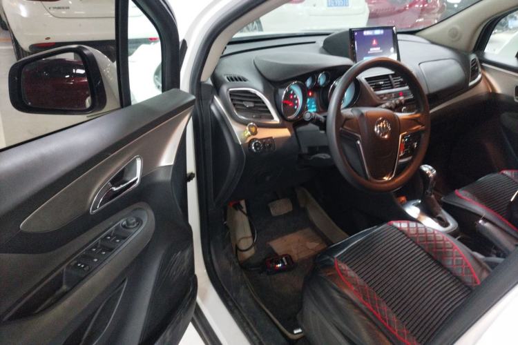 Used Buick Encore 2015 1.4T Automatic Two-Wheel Drive Urban Elite Version
