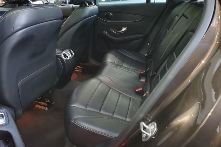 Used Mercedes-Benz GLC 2017 GLC 260 4MATIC Luxury Model
