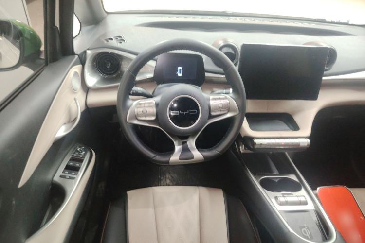 Used BYD Dolphin 2023 420 km Fashion Edition