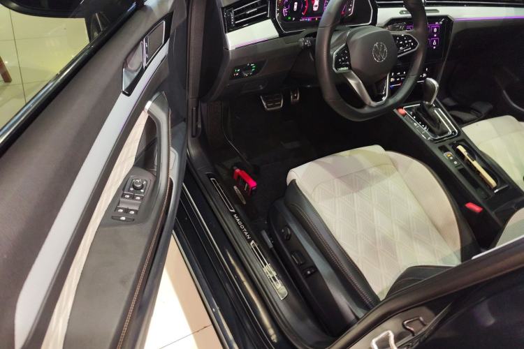 Used Volkswagen Magotan 2023 2 Million Units Commemorative Edition 330TSI DSG Luxury Version Driver Seat