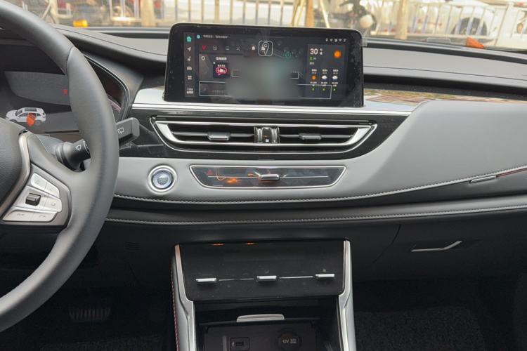 Used CHANGAN CS75 2024 Enjoy Edition 1.5T DCT Luxury Model Audio And AC Panel