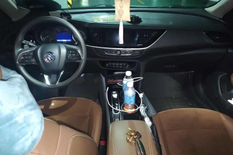 Used Buick Regal 2022 552T Smart Edition Center Console