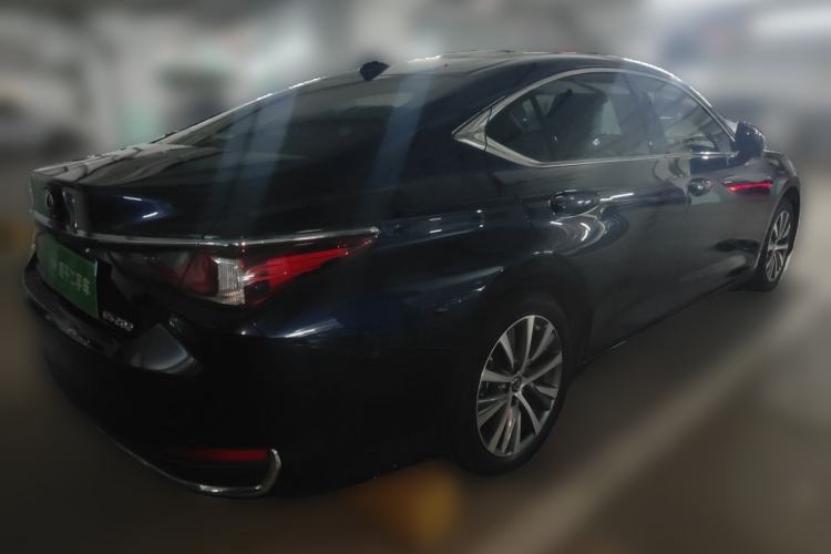 Used Lexus ES 2020 200 Excellence Edition