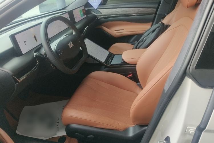 Used IM L7 2022 Dynamic Model Left Front Seat