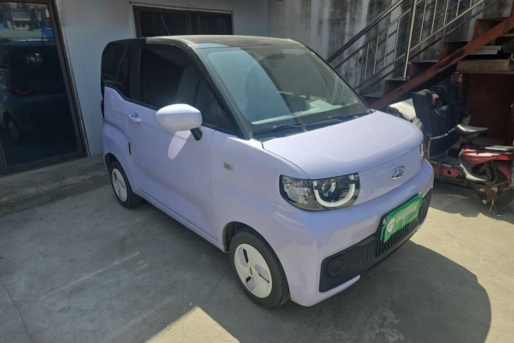 Used Chery QQ Ice Cream 2022 170km Sundae Phosphate Lithium-Ion Front Right 45 Deg