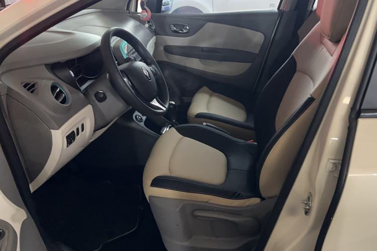 Used Renault Captur 2015 1.2T Automatic Standard Edition