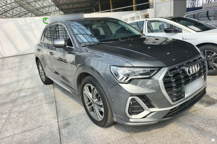 Used Audi Q3 2022 40 TFSI Fashion Dynamic Model
