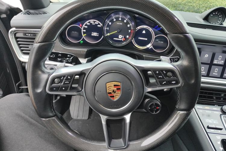 Used Porsche Panamera 2017 Panamera 4 E-Hybrid Executive Long Wheelbase 2.9T Steering Wheel