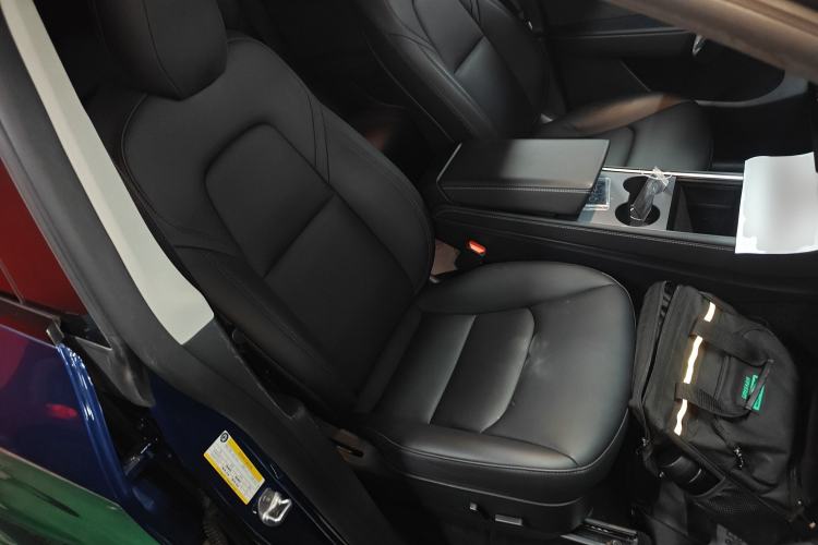 Used Tesla Model Y 2021 Long-Range All-Wheel-Drive Version 3D7