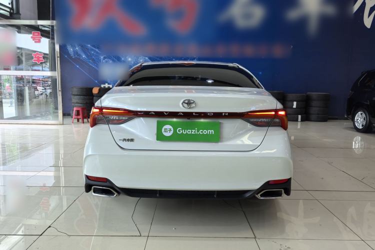 Used Toyota Avalon 2019 2.0L Ambition Edition China VI
