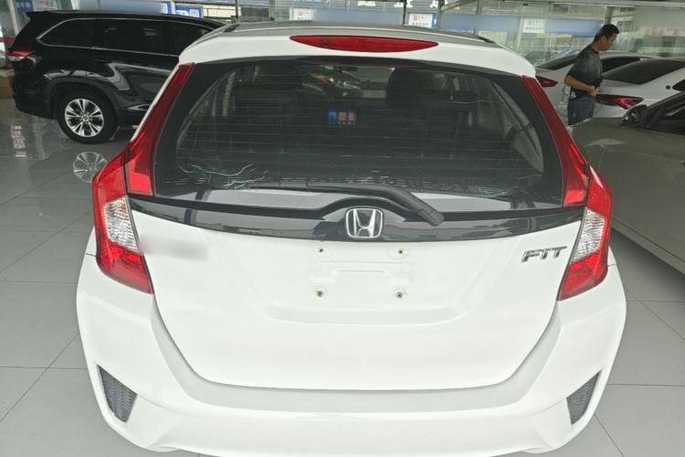 Used Honda Fit 2014 1.5L LX CVT Comfort Model
