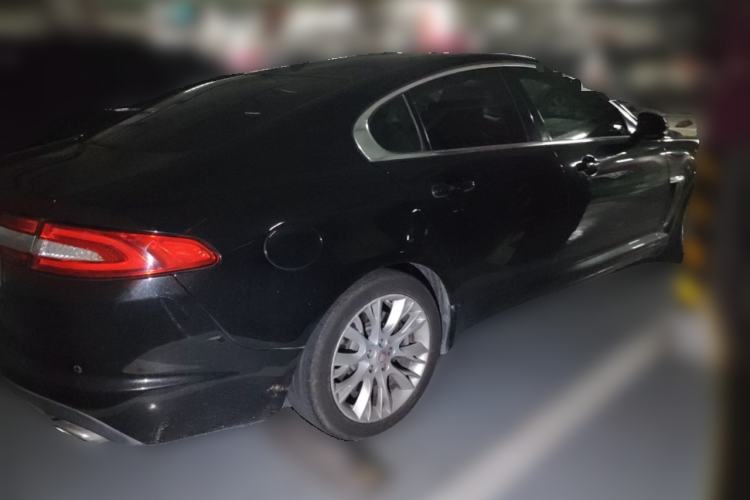 Used Jaguar XF 2014 XF 2.0T Prestige Edition Rear Right 45 Deg