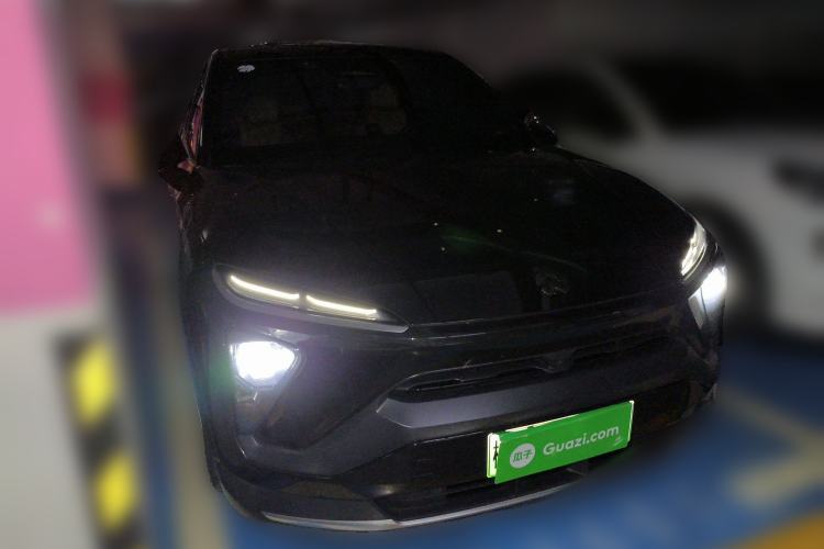 Used Nio EC6 2020 440KM Signature Edition Front Right 45 Deg