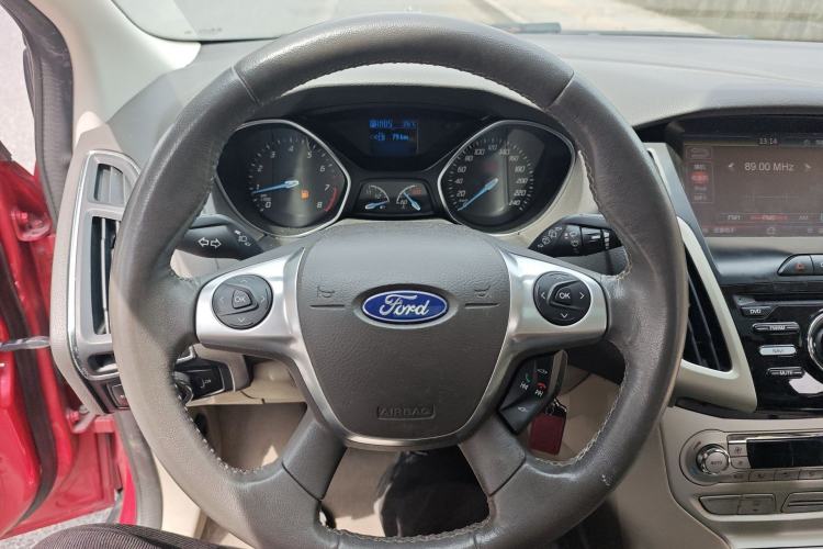 Used Ford Focus 2012 Hatchback 1.6L Automatic Fashion Edition