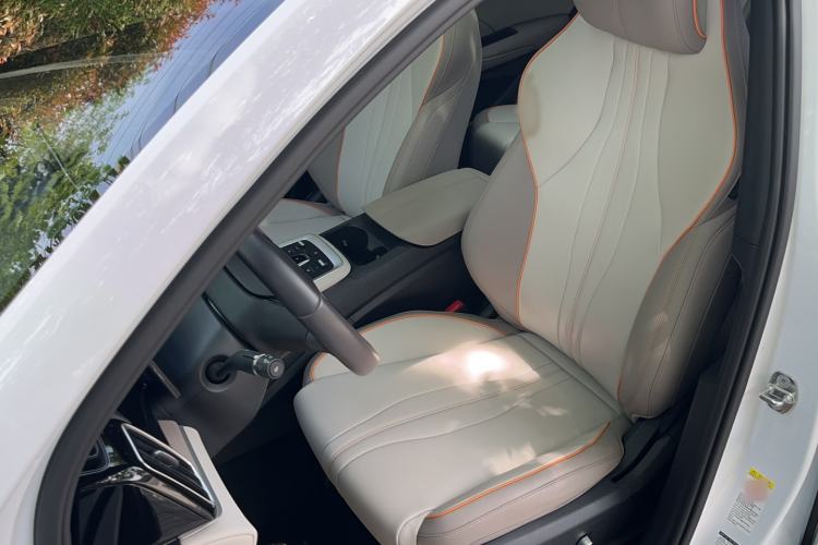 Used BYD Song Pro New Energy 2024 HONOR Edition DM-i 71KM Leading Model
