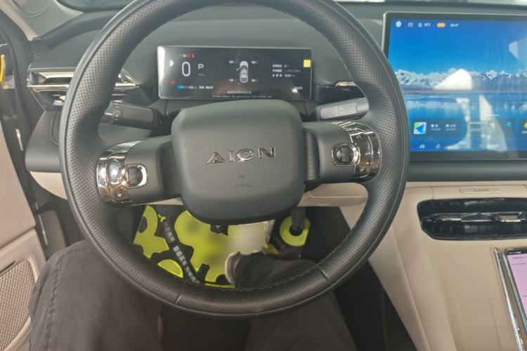 Used AION RT 2025 650 LiDAR Edition Steering Wheel