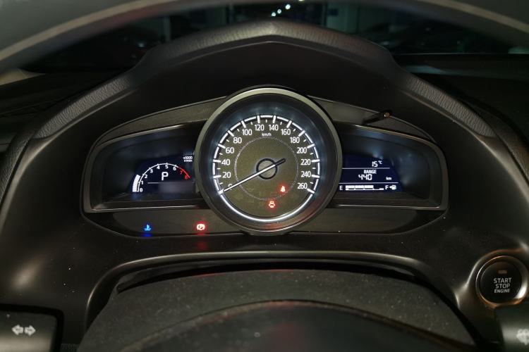 Used Mazda Mazda 3 Axela 2017 Sedan 1.5L Automatic Luxury Model China VI Standard
