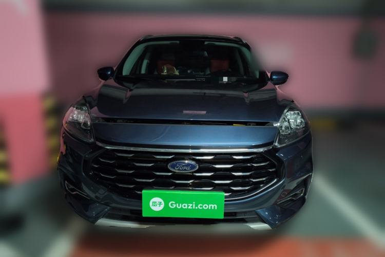 Used Ford Escape 2020 EcoBoost 245 Two-Wheel-Drive Titanium Edition
