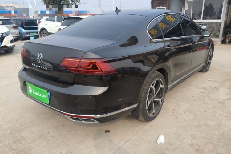 Used Volkswagen Magotan 2025 Zhongxiang Version 330TSI DSG Luxury Edition